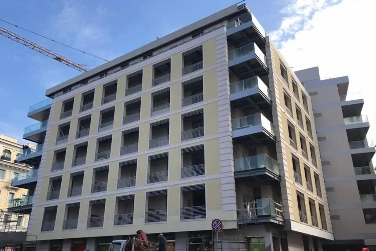 ROMA PARIOLI – FACCIATA IN CEMENTO ALLEGGERITO ROMA PARIOLI - FACCIATA IN CEMENTO ALLEGGERITO